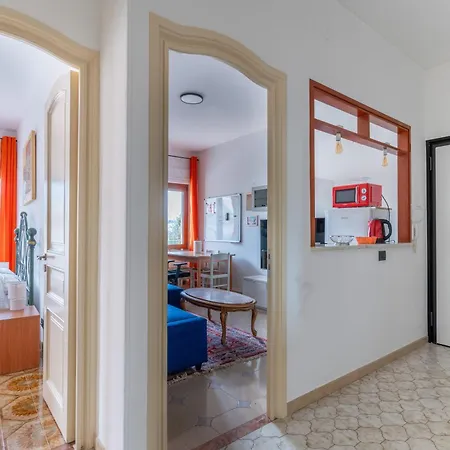 Graziosa Residenza In Collina *