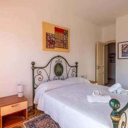 公寓 Graziosa Residenza In Collina