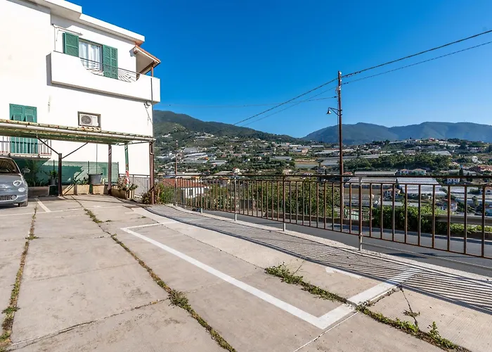 Graziosa Residenza In Collina Διαμέρισμα Σαν Ρέμο