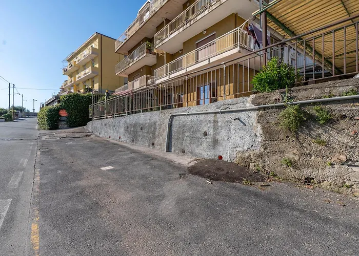 Graziosa Residenza In Collina Διαμέρισμα *